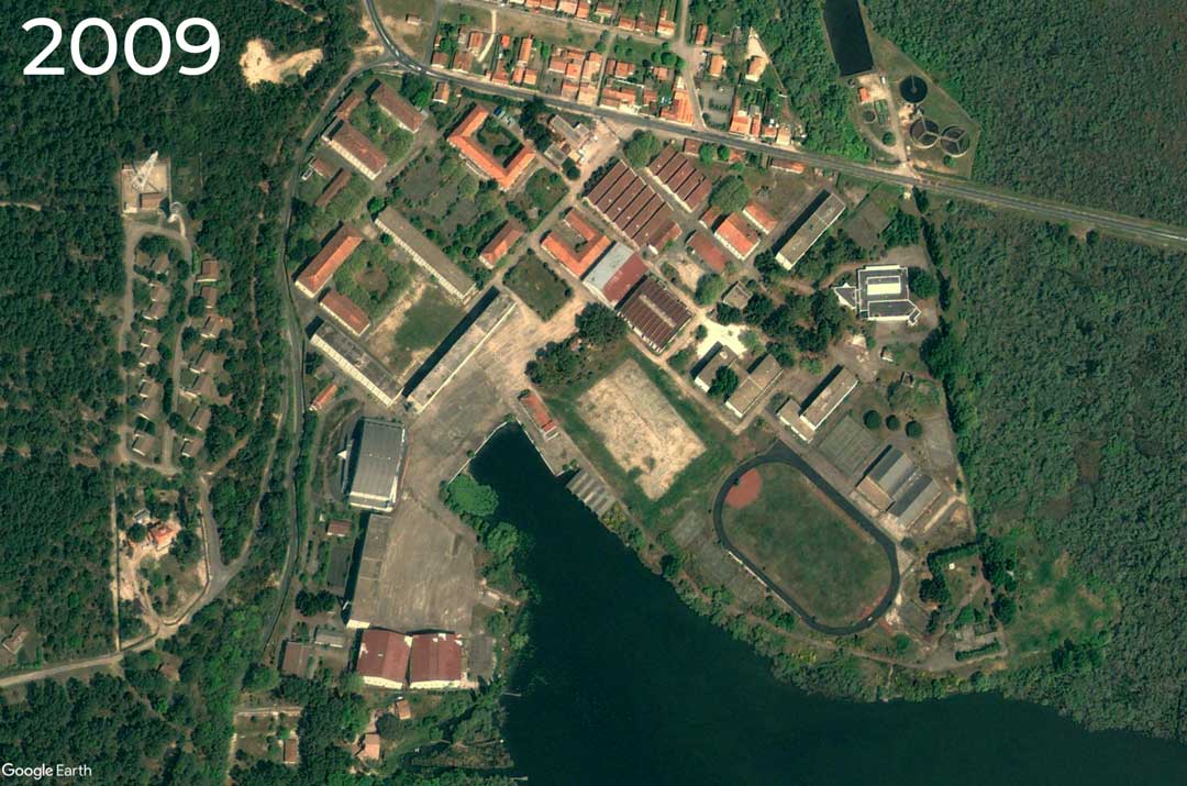 Base Militaire Jean-Luc Cayez vue satellite 2009