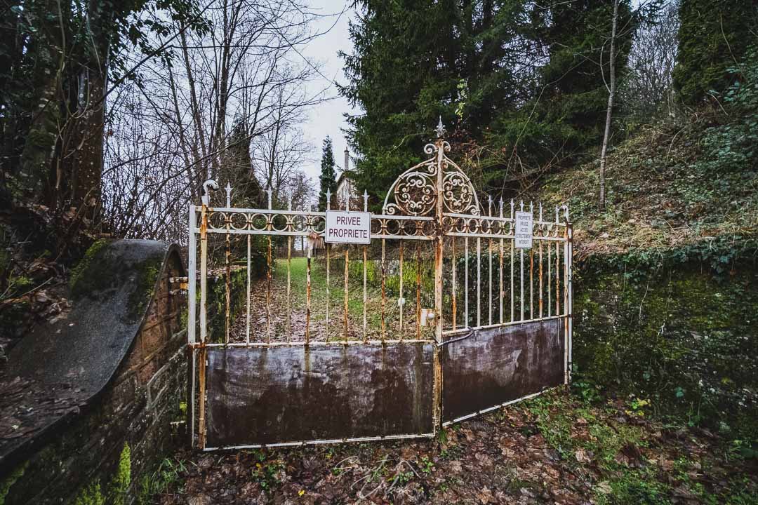 château banana portail d'entrée